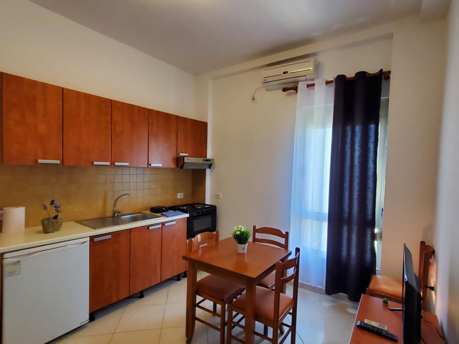 Summer Gate Apartment Sarande Exterior photo